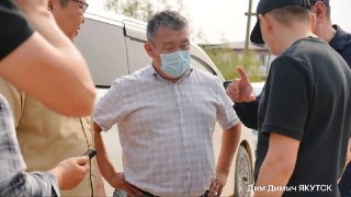 Мэр Якутска призывает контролировать грузовой транспорт для спасения дорог